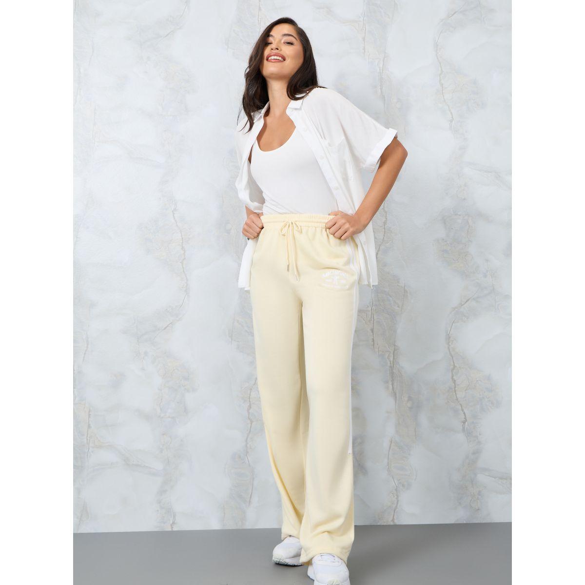 جوغر بقصة مريحة وتفاصيل مُطرّزة-women-clothing-bottoms-joggers-image-2