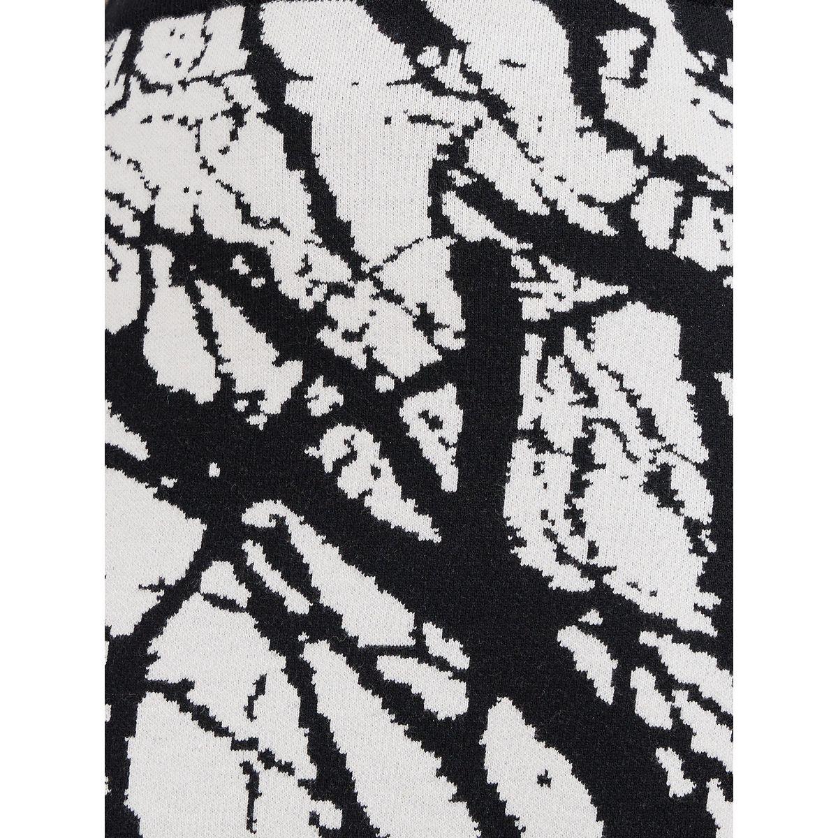 Styli Abstract Graphic Pattern Knit Midi Skirt-women-clothing-bottoms-skirts-image-3