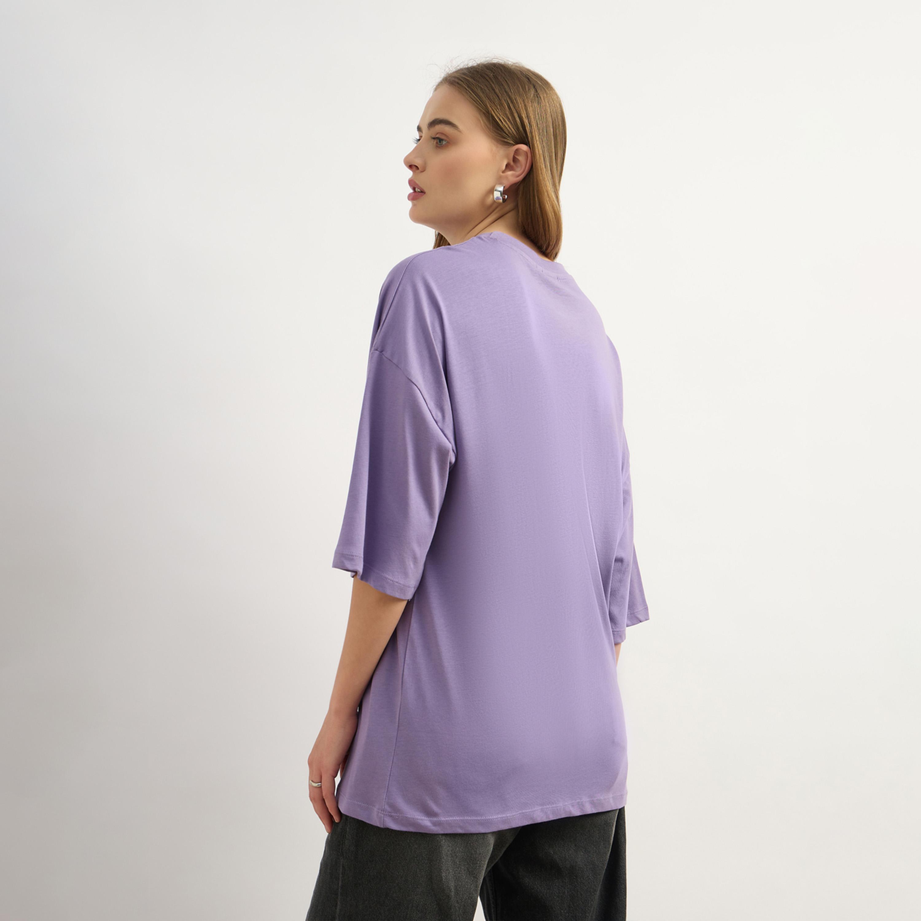 ستايلي - تي شيرت كبير الحجم بياقة دائرية وطبعة جرافيكية-women-clothing-tshirts-image-5