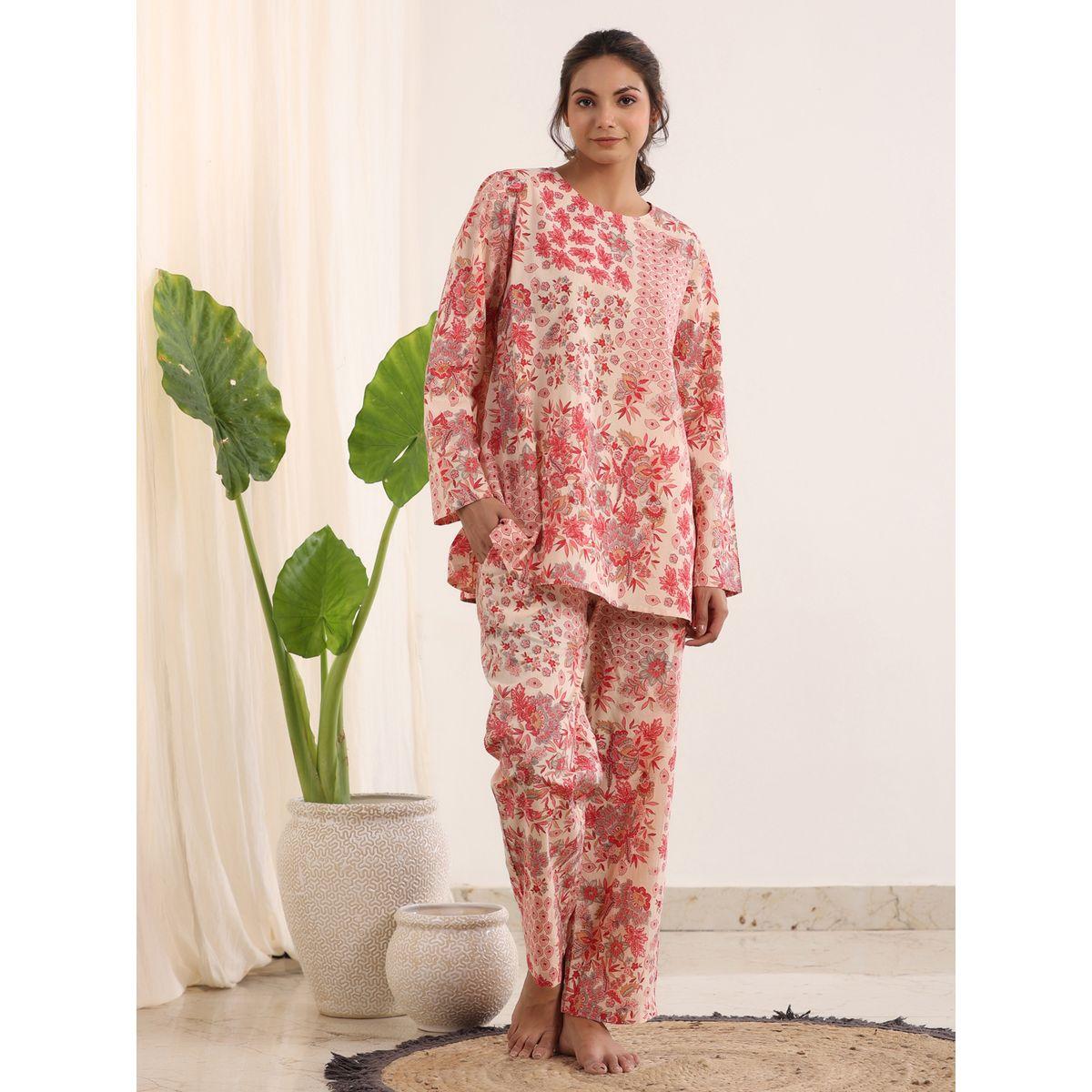 طقم منسق من ( بنطال + بلوزة ) سانسكريتي هومز × ستايلي-women-clothing-coordsets-image-1