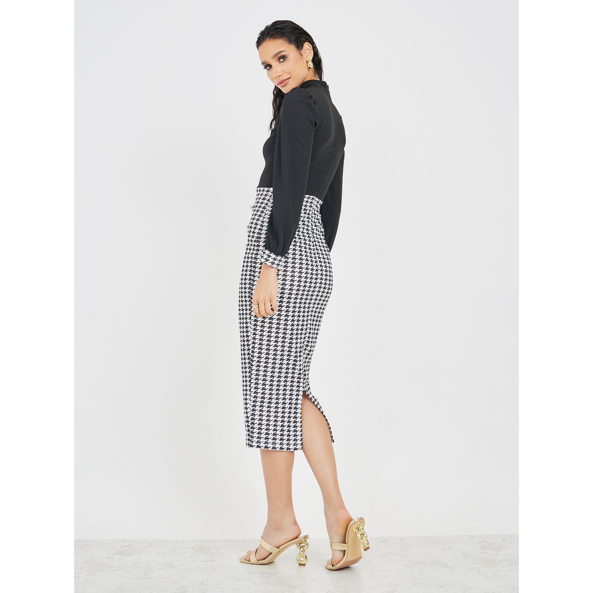 Styli Houndstooth Print Bodycon Midi Dress-women-clothing-dresses-image-4