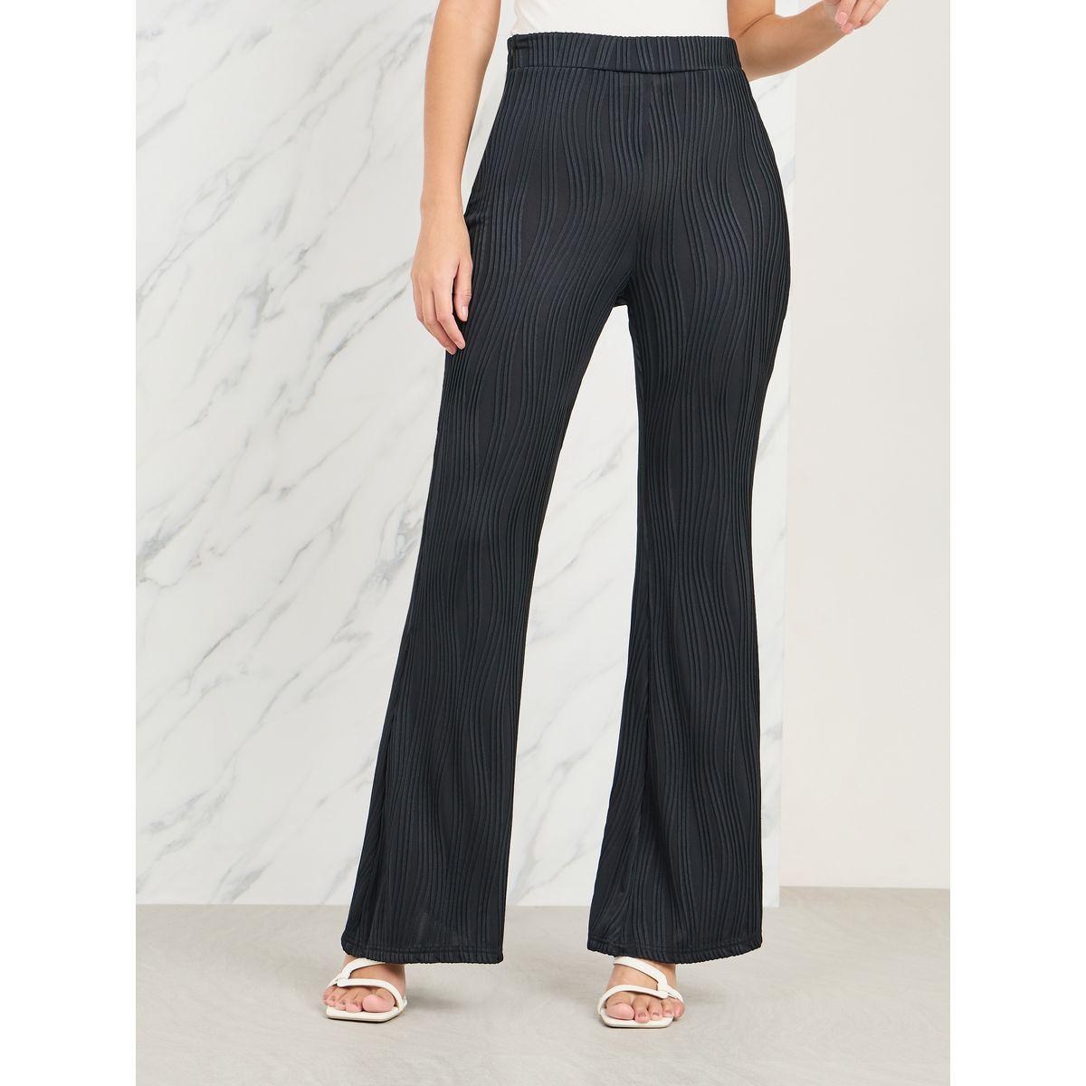 Styli Textured Fit And Flared Leggings-women-clothing-bottoms-leggings-image-2