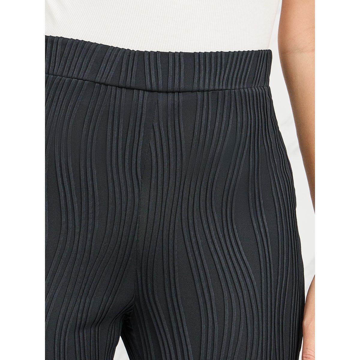 Styli Textured Fit And Flared Leggings-women-clothing-bottoms-leggings-image-3