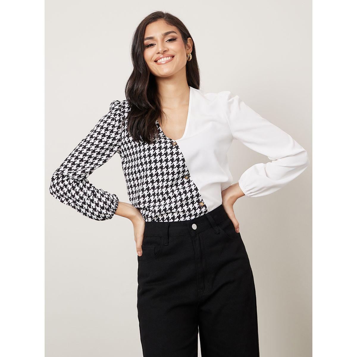 Styli Houndstooth Pattern V Neck Blouse with Button Detail-women-clothing-shirtsandblouses-blouses-image-3