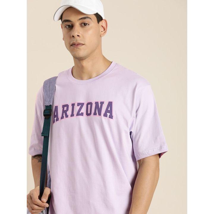 تيشيرت واسع بطبعة تايبوجرافيك ديلينجر × ستايلي-men-clothing-tshirtsandpolos-tshirts-image-1