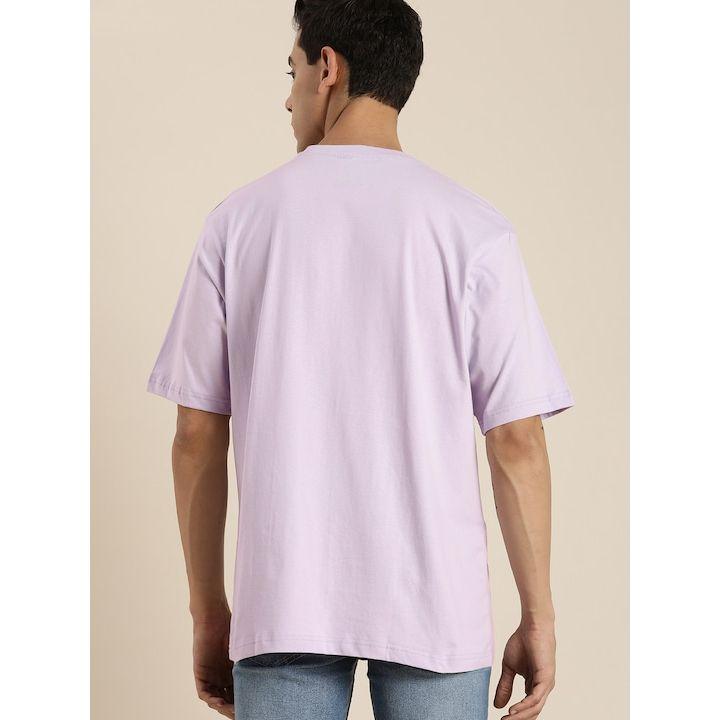 تيشيرت واسع بطبعة تايبوجرافيك ديلينجر × ستايلي-men-clothing-tshirtsandpolos-tshirts-image-2