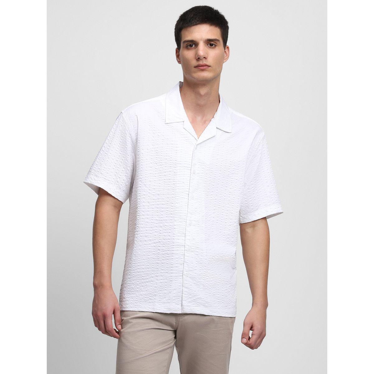 Dennis Lingo X Styli Solid Textured Detail Resort Collar Shirt-men-clothing-shirts-image-2