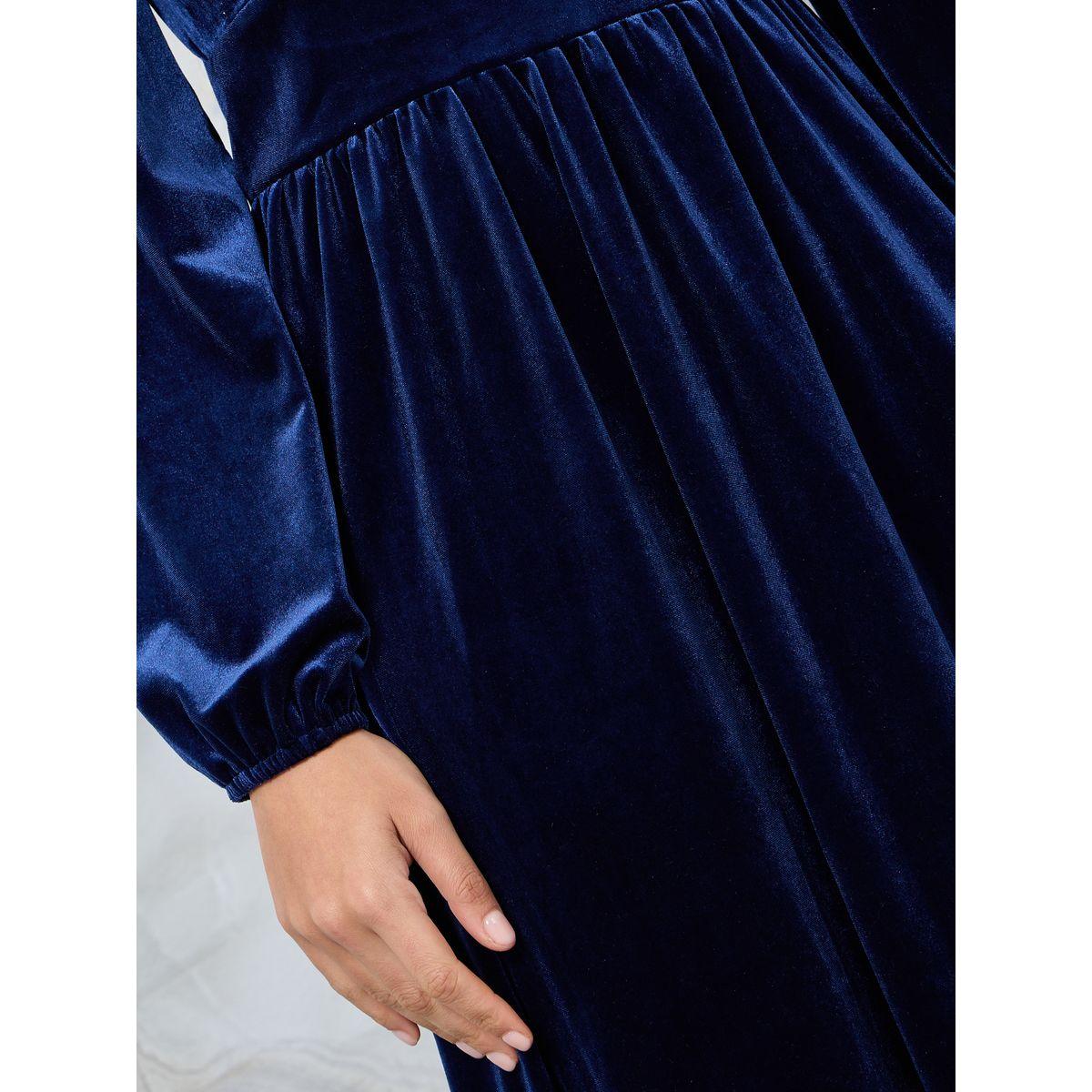 Styli Lace Hem Insert Velvet A-Line Maxi Dress-women-clothing-dresses-image-3