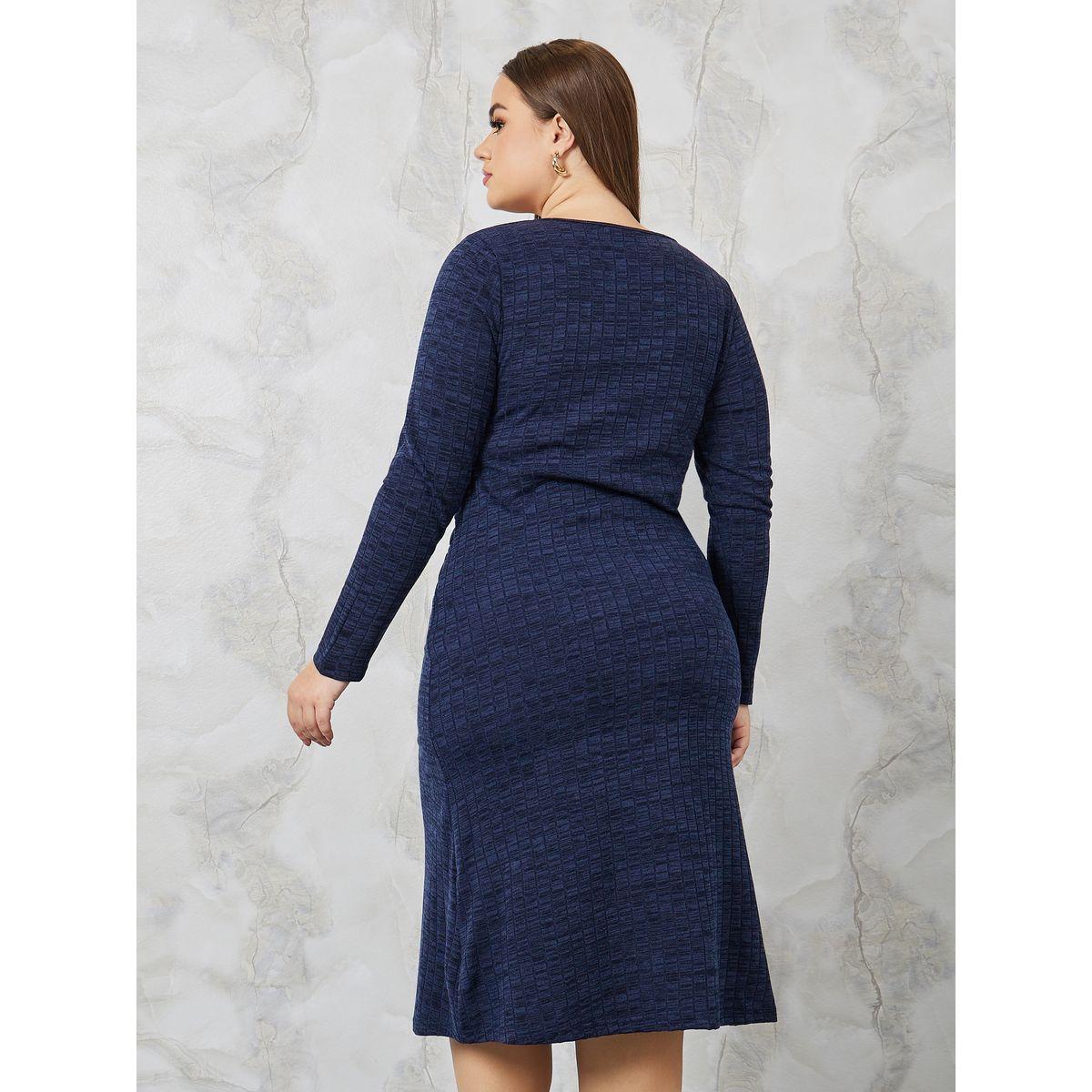 Styli Plus Textured Midi Dress with Knot Front Detail-women-clothing-dresses-image-4