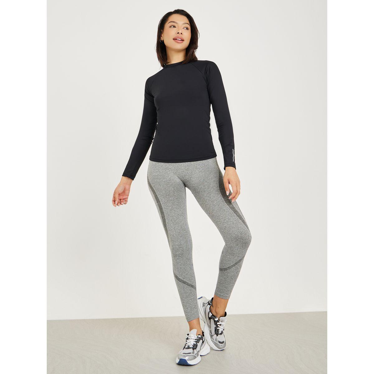 Styli Active Textured Back Detail Reflective Stripe Top-women-clothing-sportswearandactivewear-tshirtsandvests-image-2