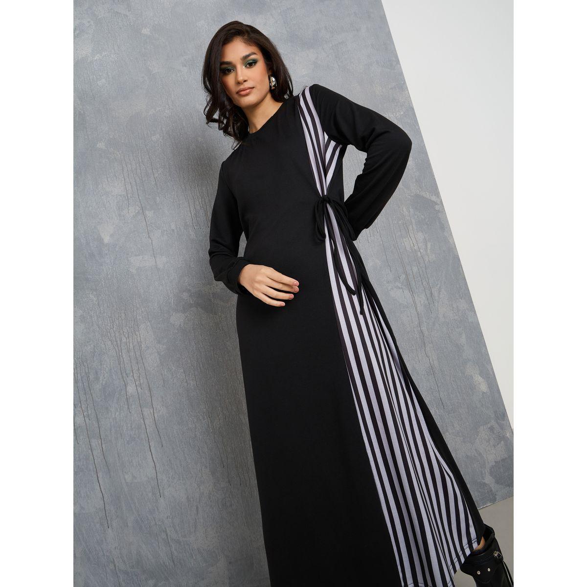 فستان طويل مزين بشريط جانبي-women-clothing-dresses-image-2