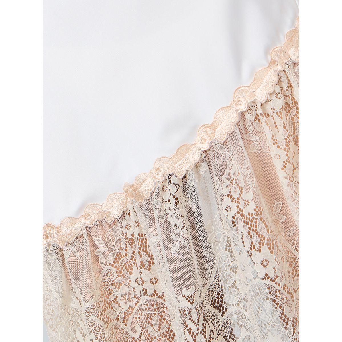 Styli Asymmetrical Lace Hem Satin Babydoll-women-clothing-lingerie-babydollsandbodysuits-image-3