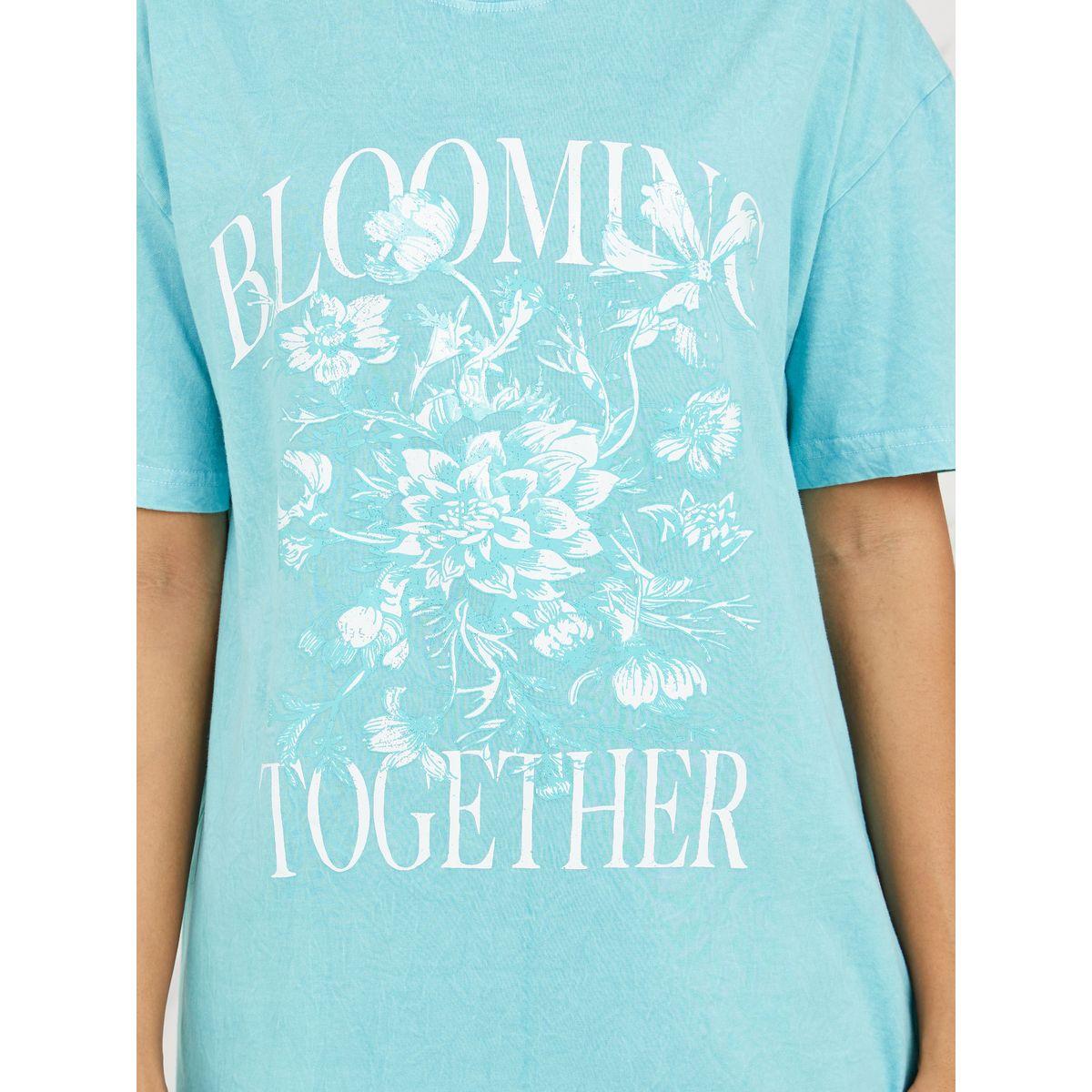 Styli Oversized Blooming Together Graphic Print Longline T-shirt-women-clothing-tshirts-image-4