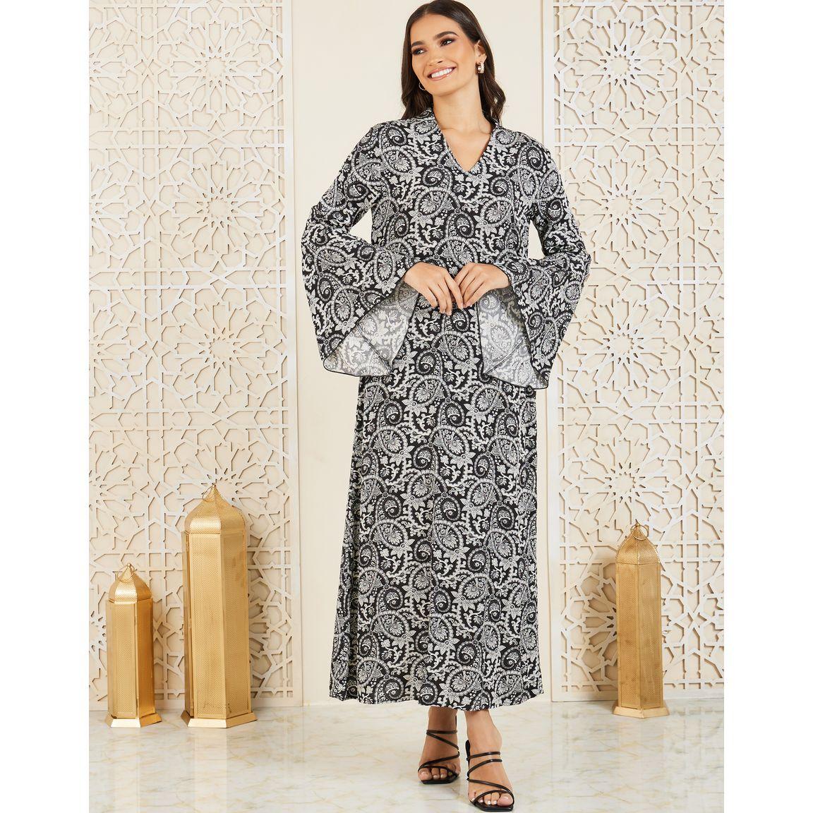 فستان طويل بطبعة بيزلي واكمام جرس-women-clothing-dresses-image-1