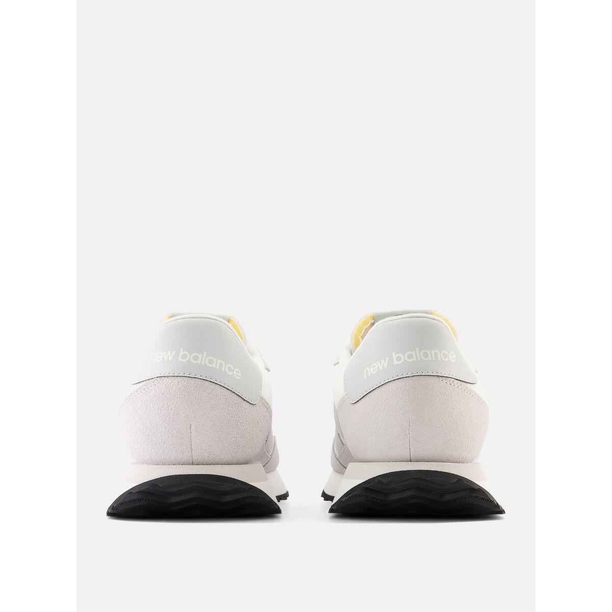 حذاء سنيكرز برباط غلق-men-shoes-sneakers-image-4