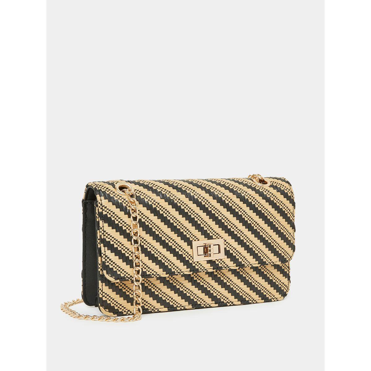 شنطة بخطوط مُتباينة مع حمالة كتف بشكل سلسلة-women-bagsandwallets-handbags-image-1