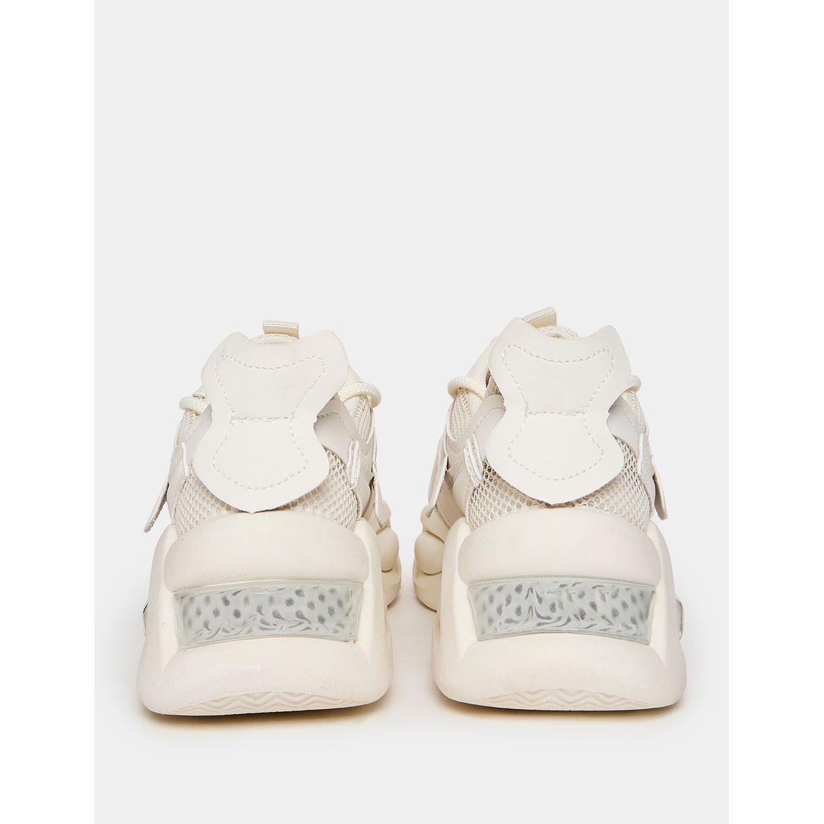 حذاء سنيكرز بتفاصيل شبكية-women-shoes-sneakers-image-3