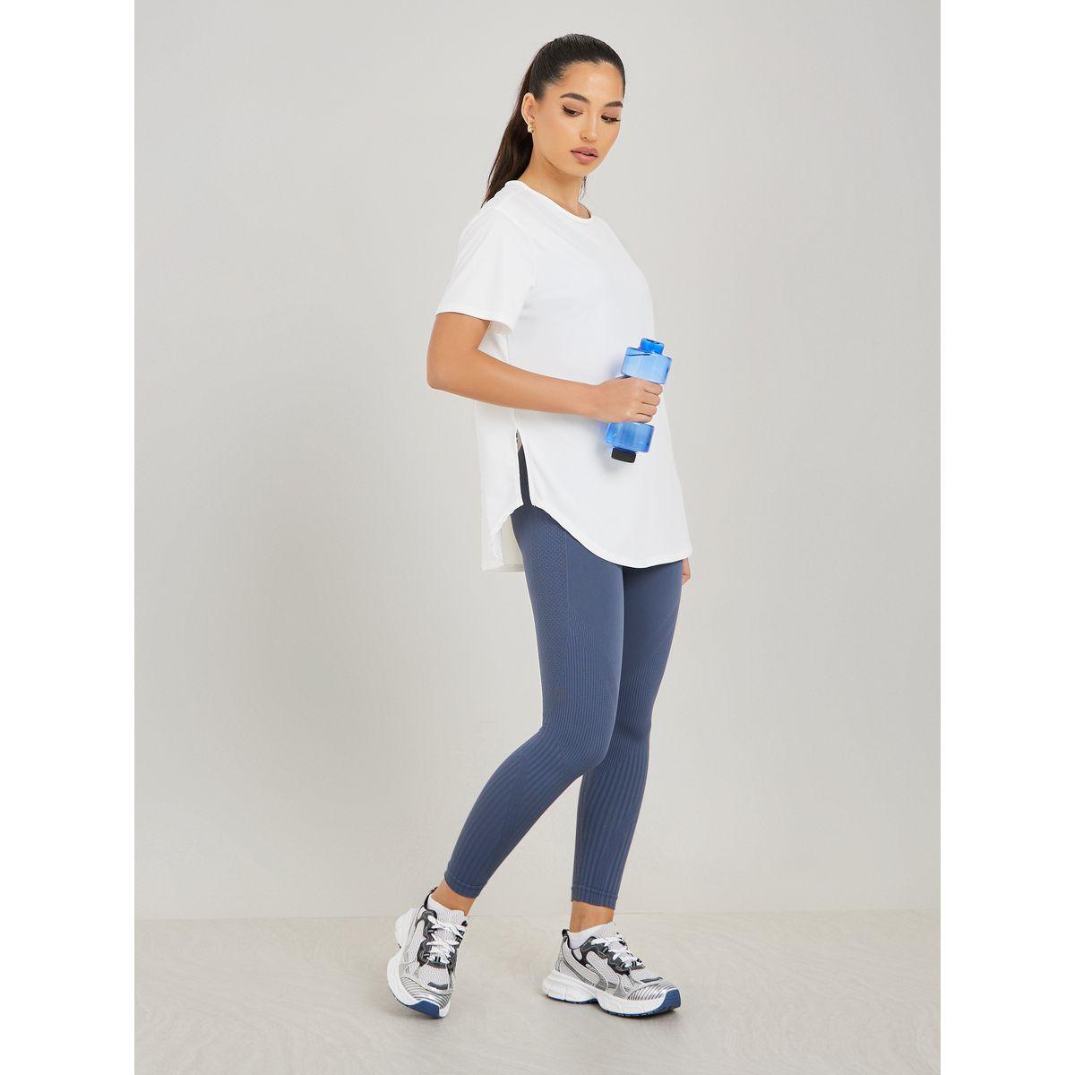 ستيلي أكتيف وسط الظهر الشعار البسيط في خط اليوغا الفضفاض-women-clothing-sportswearandactivewear-tshirtsandvests-image-2