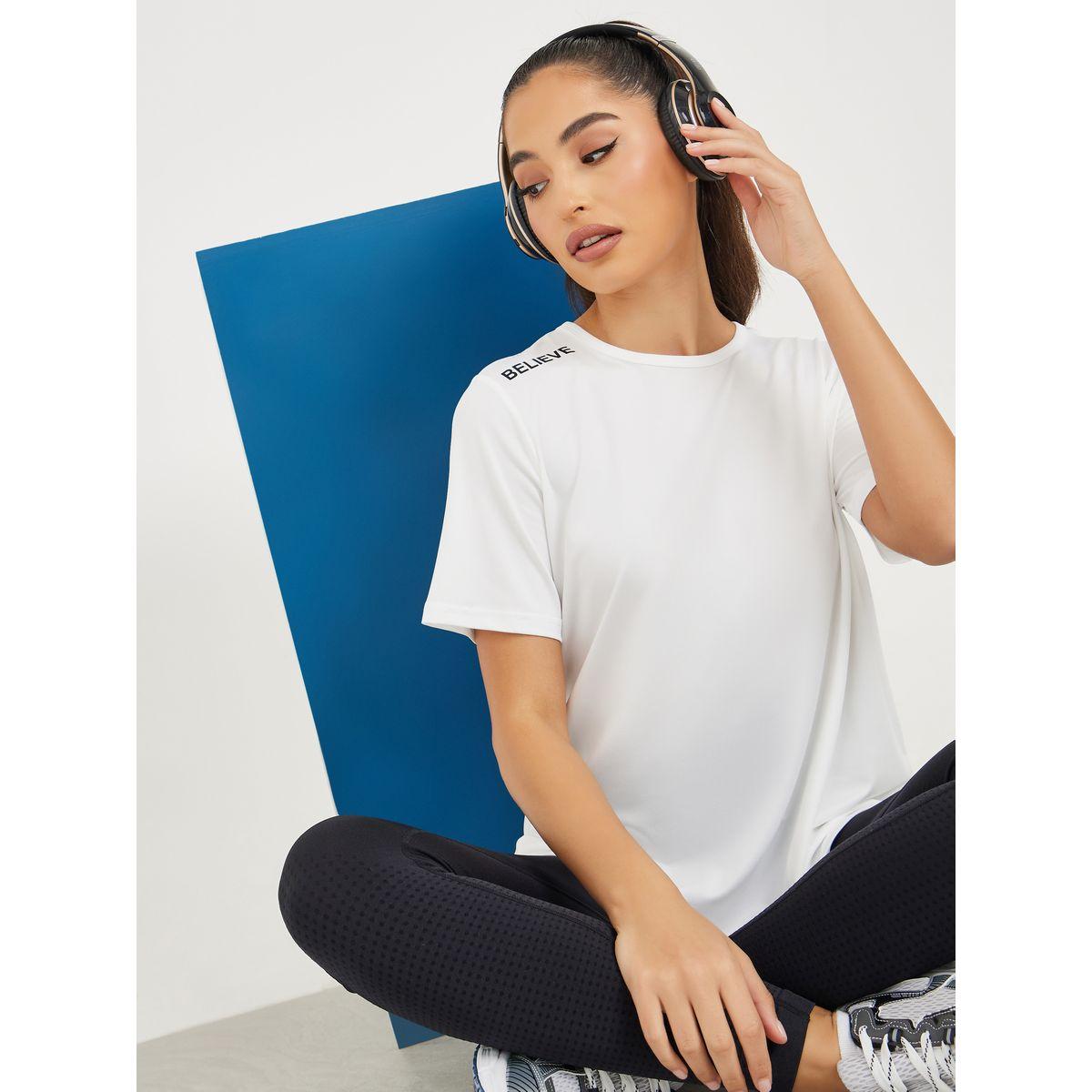 بلوزة رياضية بشريط عاكس-men-clothing-sportswearandactivewear-tshirtsandpolos-image-1