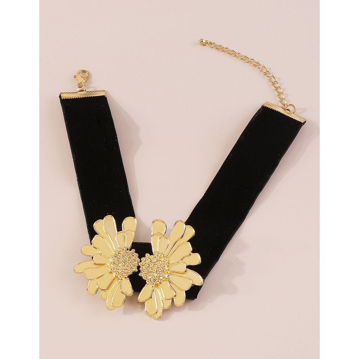 Styli Metallic Floral Applique Choker-women-watchesandjewellery-jewellery-necklacesandpendants-image-5