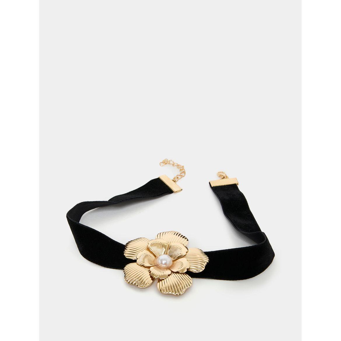 Styli Flower Applique Choker-women-watchesandjewellery-jewellery-necklacesandpendants-image-1