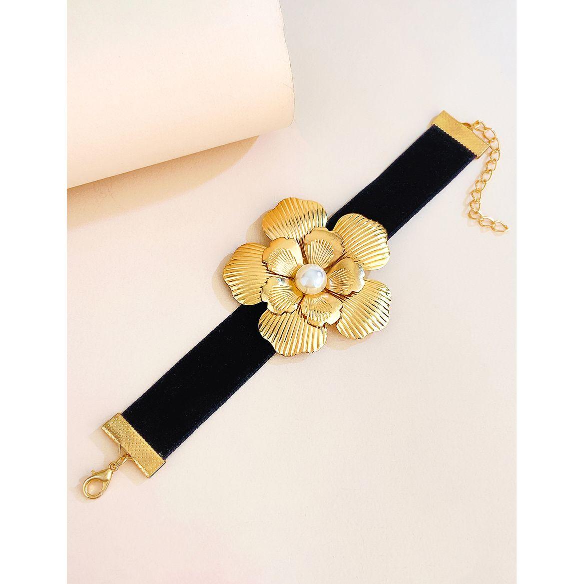 Styli Flower Applique Choker-women-watchesandjewellery-jewellery-necklacesandpendants-image-5
