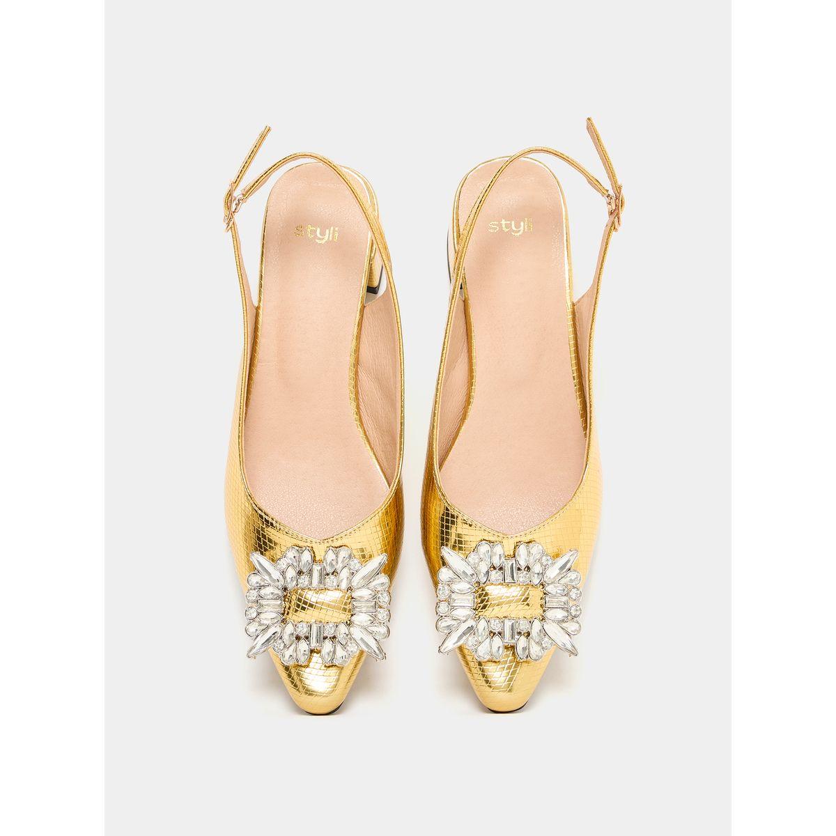 حذاء بكعب منخفض وإبزيم غلق-women-shoes-heels-image-5