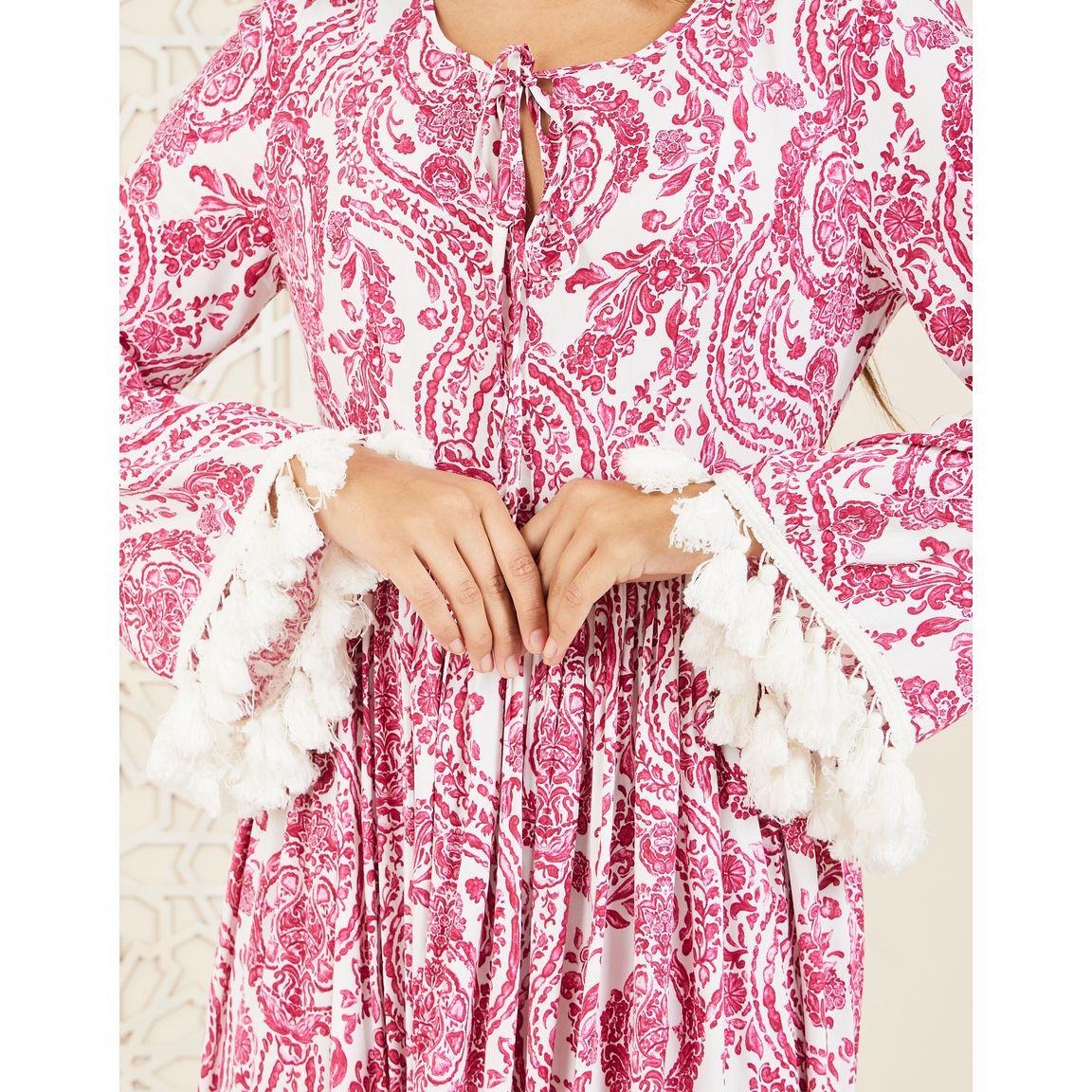 فستان طويل بطبعة بيزلي مع شراشيب-women-clothing-dresses-image-3