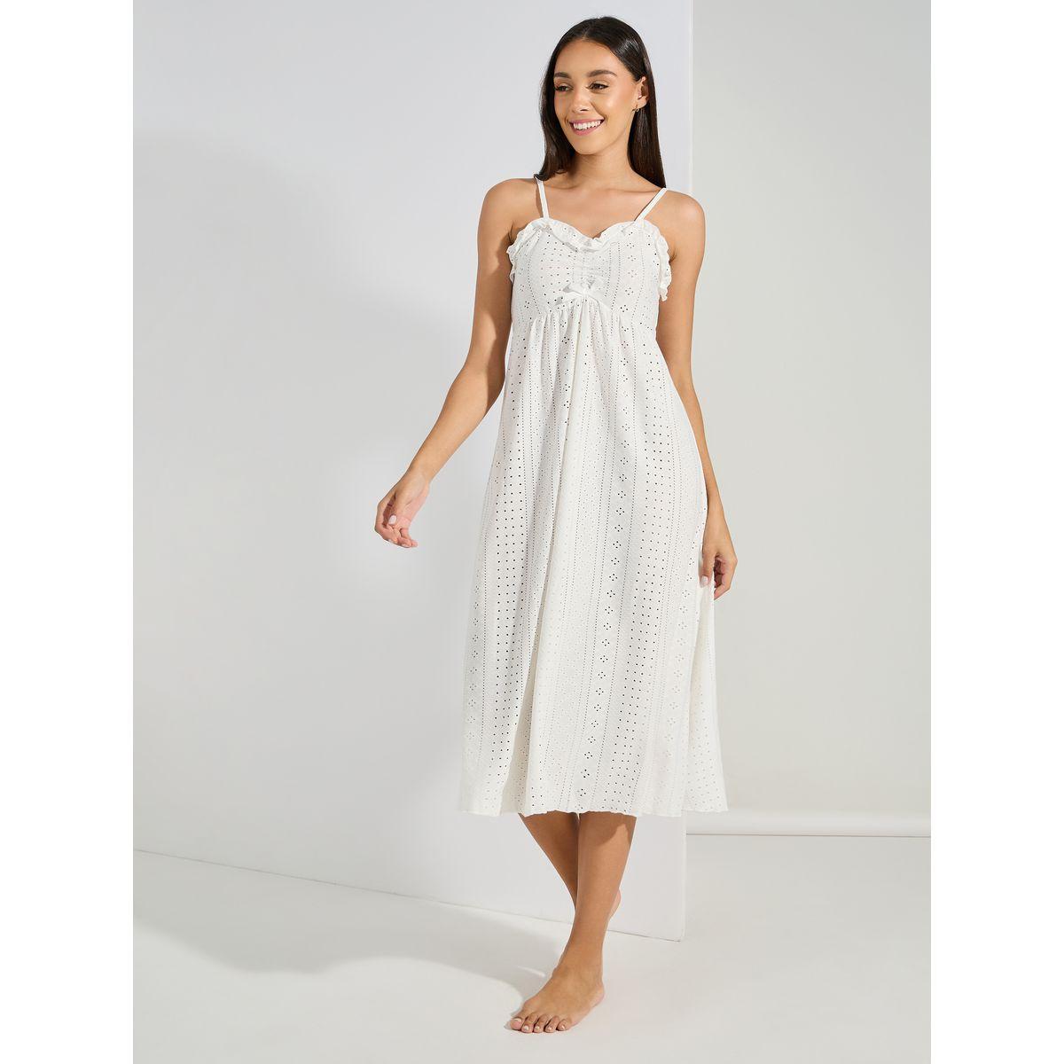 مجموعة من روب مع قميص نوم بتفاصيل دانتيل وكشكش-women-clothing-nightwear-robes-image-5
