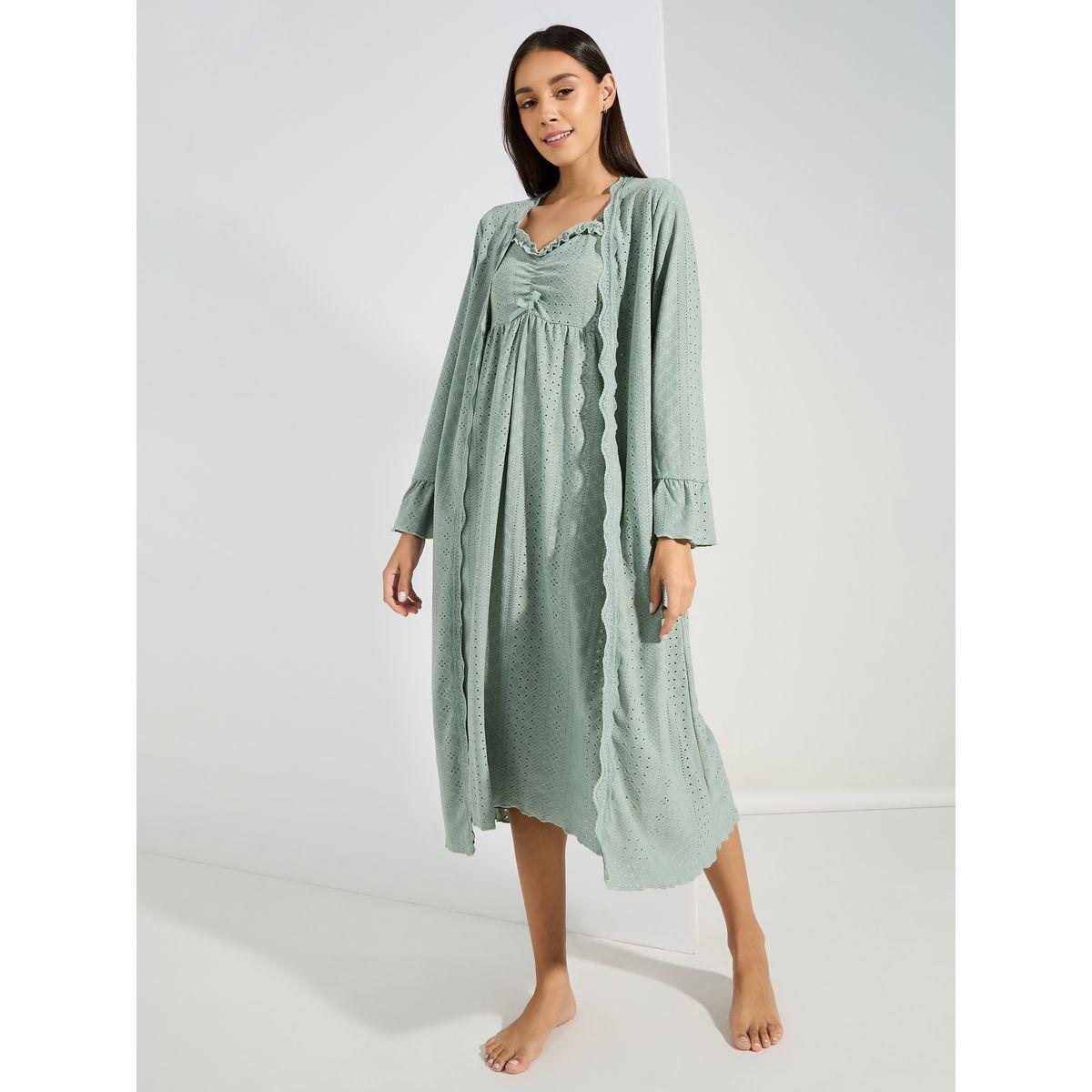 مجموعة من روب مع قميص نوم بتفاصيل دانتيل وكشكش-women-clothing-nightwear-robes-image-1