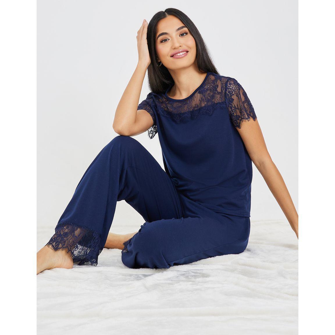 Styli Unwind Eyelash Lace Trim T-Shirt & Pyjama Set-women-clothing-nightwear-pyjamas-longsets-image-1