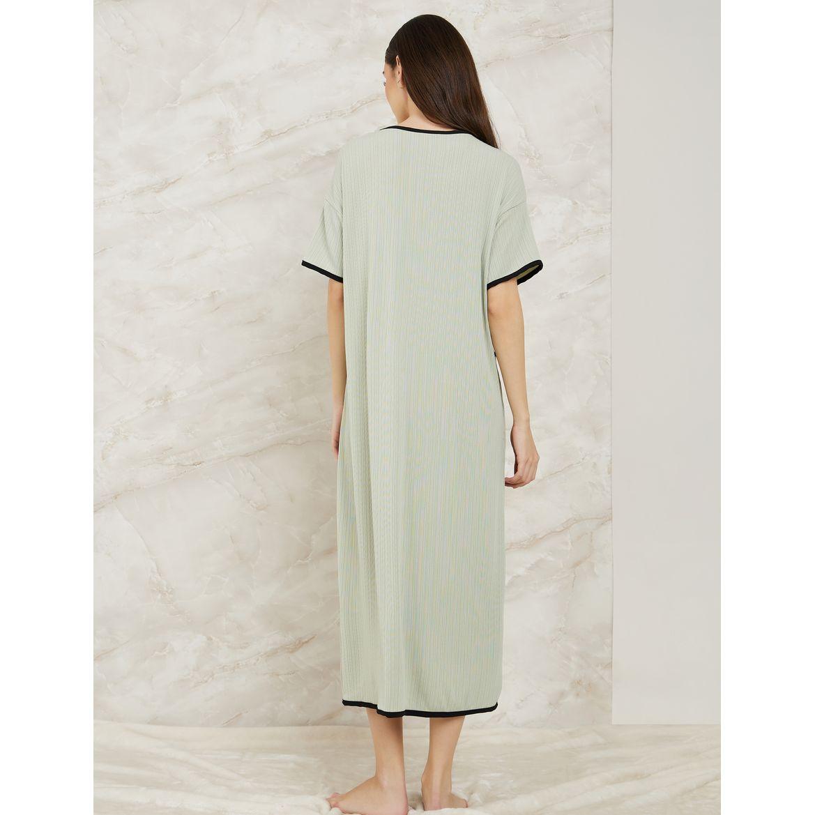 Styli Unwind Rib Contrast Edge Button Closure Nightshirt Dress-women-clothing-nightwear-nighties-image-4