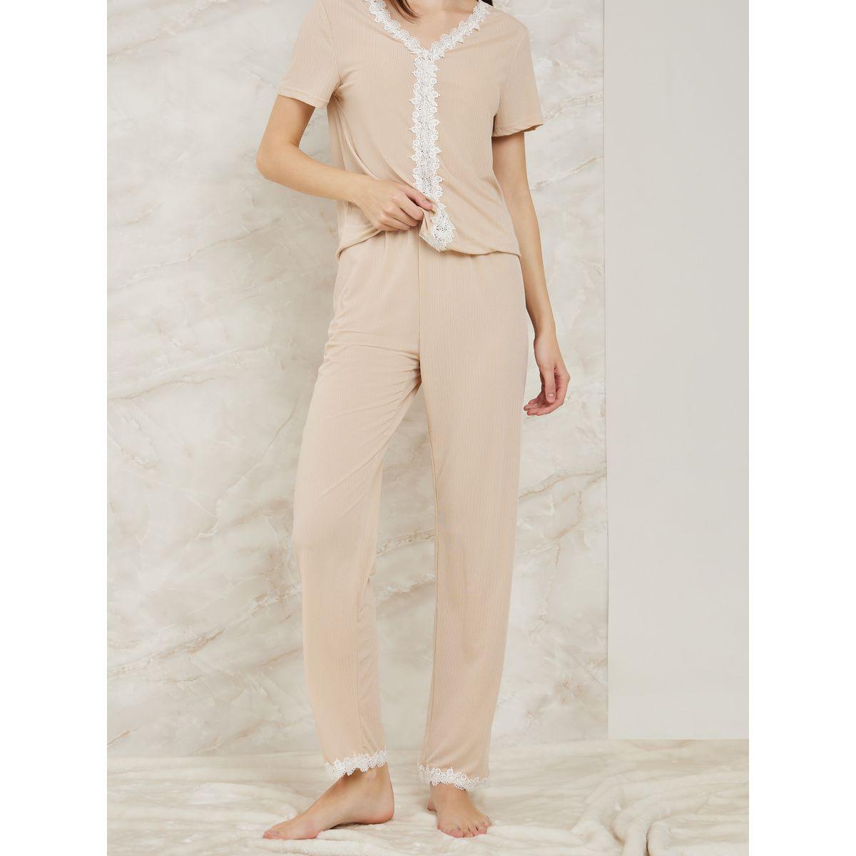 Styli Unwind Lace Trim Detail Rib T-Shirt & Pyjama Set-women-clothing-nightwear-pyjamas-longsets-image-4