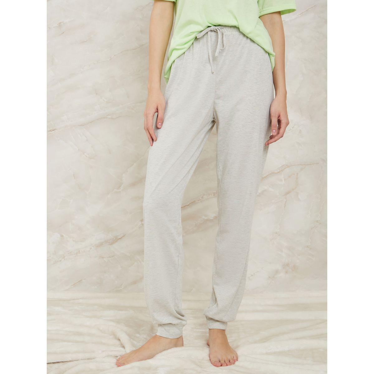 Styli Unwind Drop Shoulder Slogan Print T-Shirt & Cuff Pyjama Set-women-clothing-nightwear-pyjamas-longsets-image-4