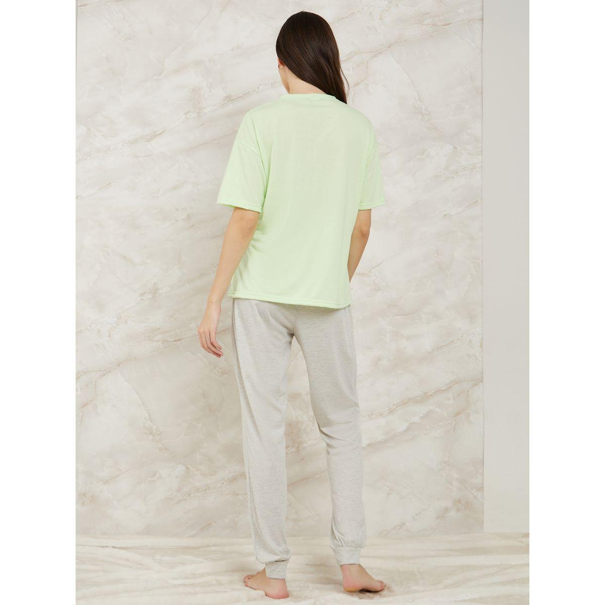 Styli Unwind Drop Shoulder Slogan Print T-Shirt & Cuff Pyjama Set-women-clothing-nightwear-pyjamas-longsets-image-5