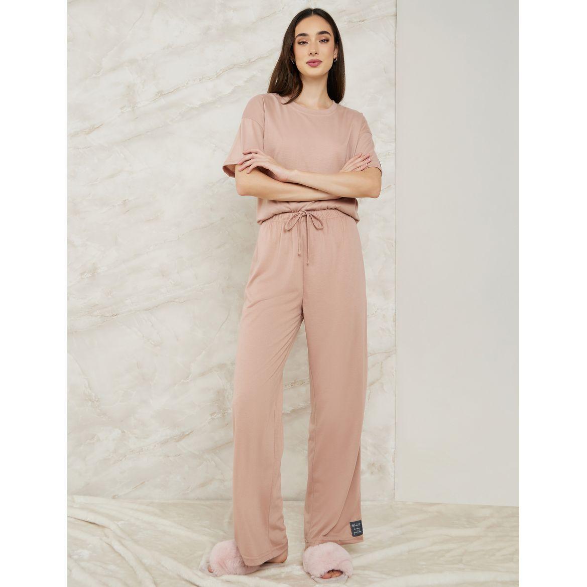 Styli Unwind Drop Shoulder Patch Detail T-Shirt & Pyjama Set-women-clothing-nightwear-pyjamas-longsets-image-1