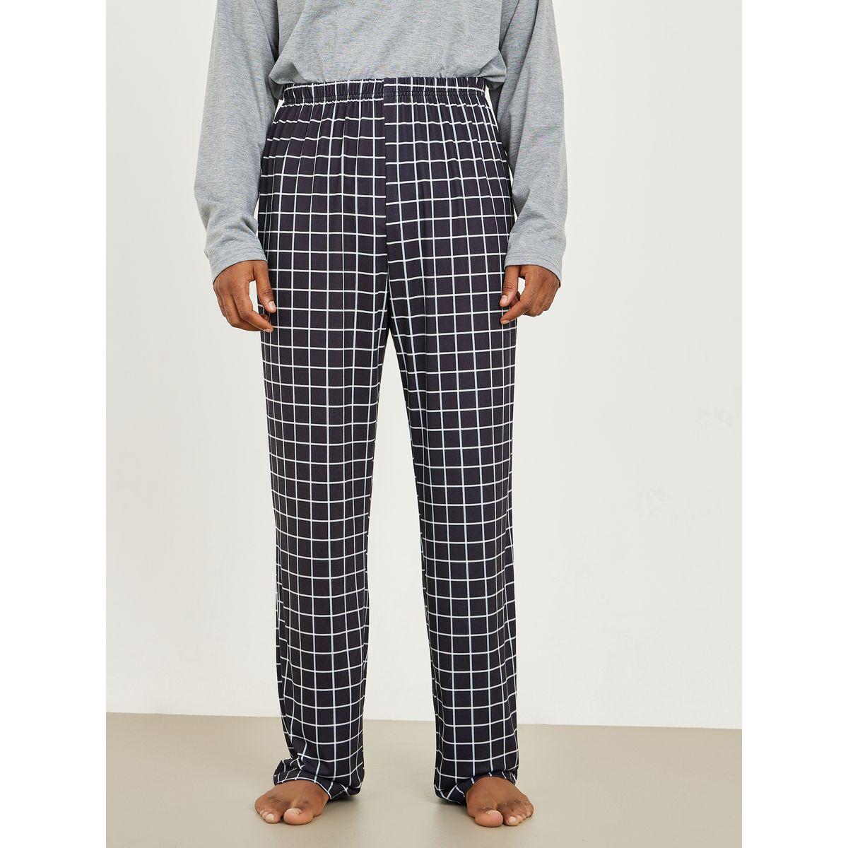 Styli Unwind Contrast Stitch T-Shirt & Checked Pyjama Set-men-clothing-nightwear-sets-image-4