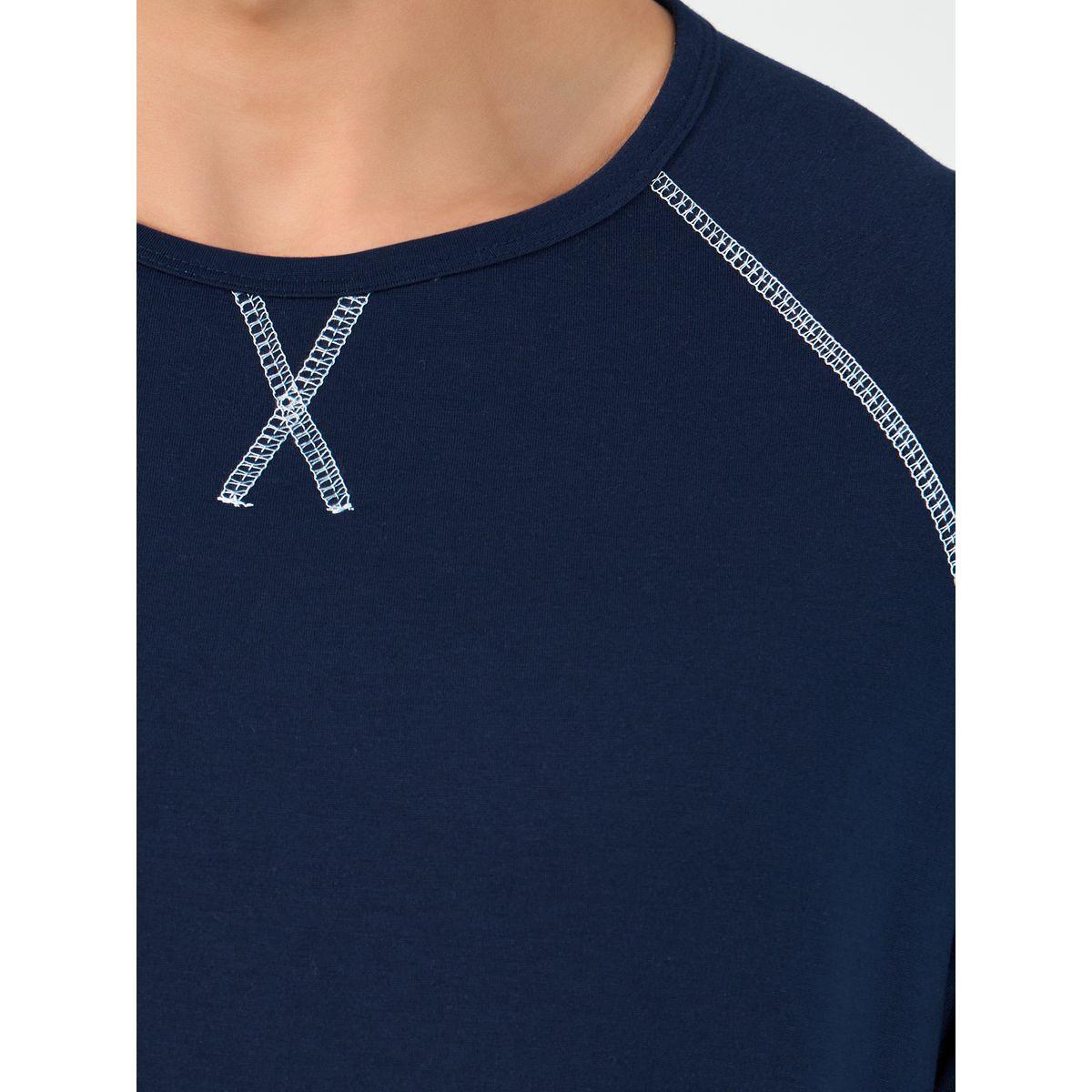 طقم من بنطال بيجاما مع تيشيرت بتفاصيل مدروزة-men-clothing-nightwear-sets-image-3