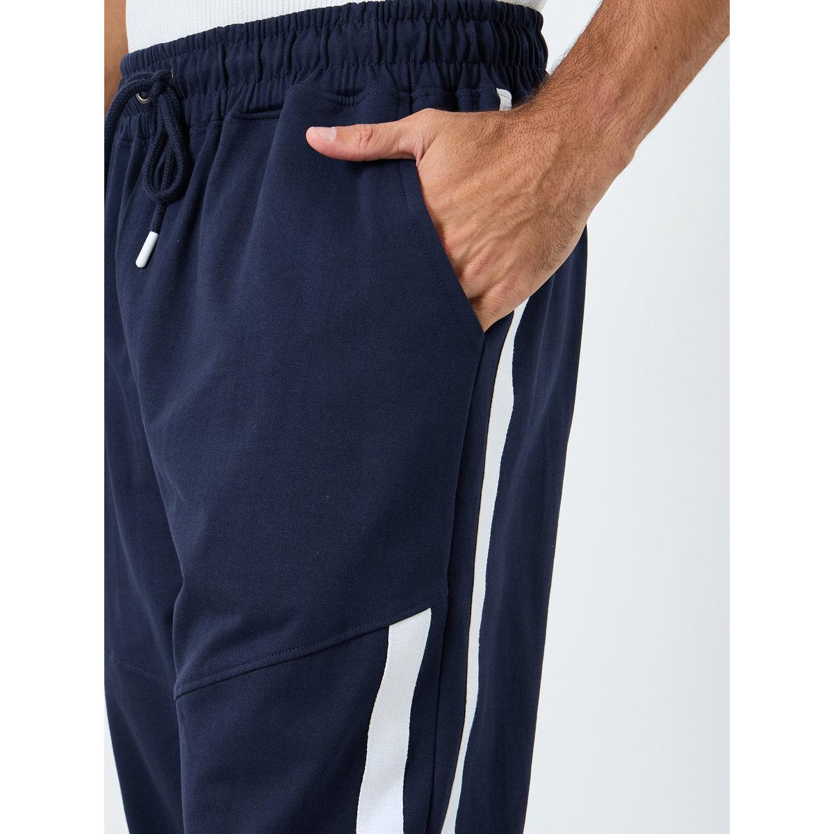جوغر فضفاض بتفاصيل شريط جانبي-men-clothing-bottoms-joggers-image-3
