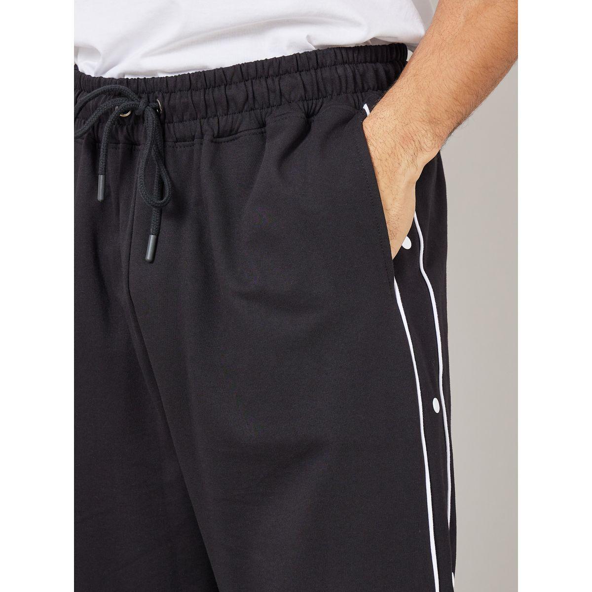 جوغر واسع بتفاصيل محزوزة-men-clothing-bottoms-joggers-image-3