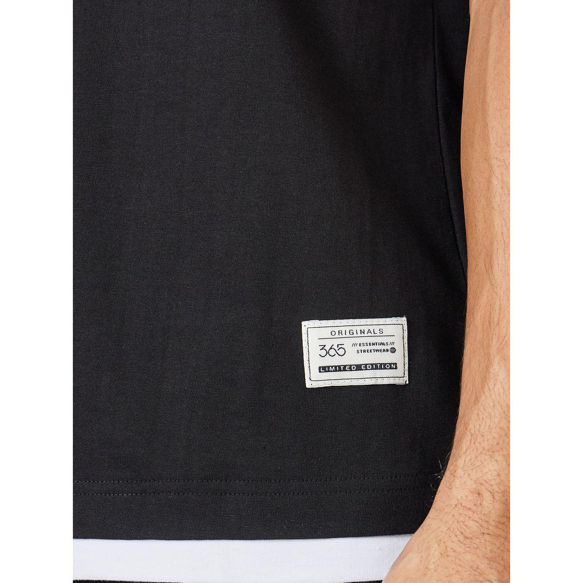 Styli Contrast Panel Oversized T-Shirt with Badge Detail-men-clothing-tshirtsandpolos-tshirts-image-3