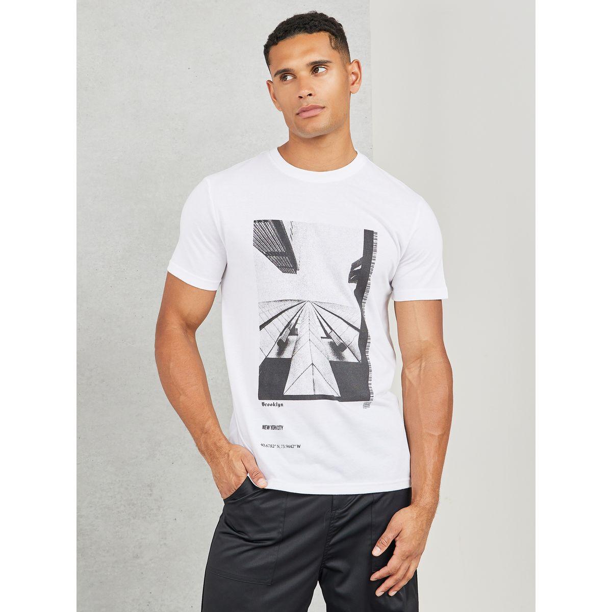 Styli City Photo Graphic Print Regular Fit T-shirt-men-clothing-tshirtsandpolos-tshirts-image-1