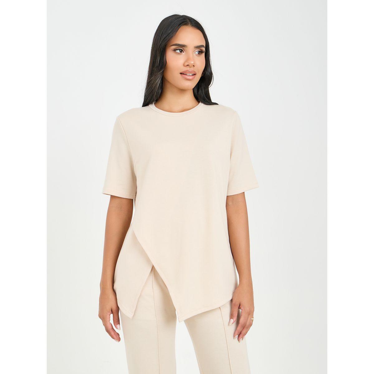 Styli Asymmetrical Hem T-Shirt & Straight Fit Pintuck Detail Pant Co-Ord-women-clothing-coordsets-image-2