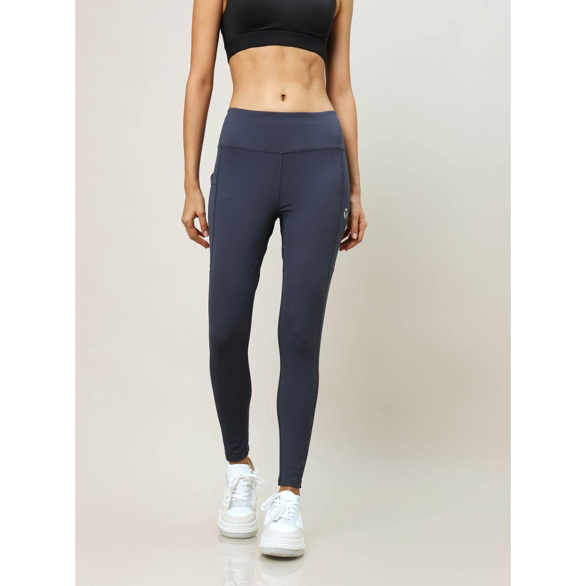 ليقنز رياضي مزين بدرزات وتفاصيل جيب تكنوسبورت × ستايلي-women-clothing-sportswearandactivewear-bottoms-image-4