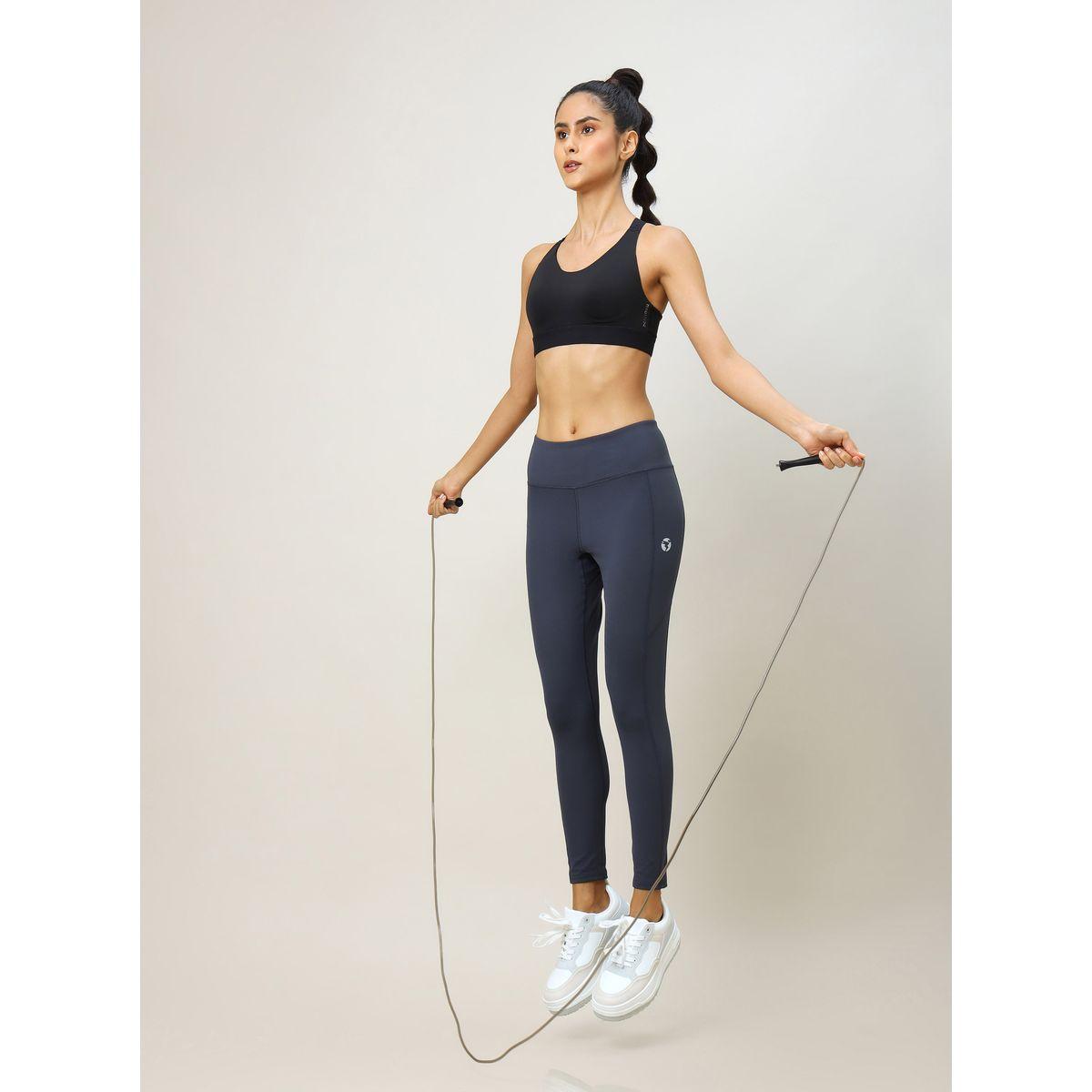 ليقنز رياضي مزين بدرزات وتفاصيل جيب تكنوسبورت × ستايلي-women-clothing-sportswearandactivewear-bottoms-image-5