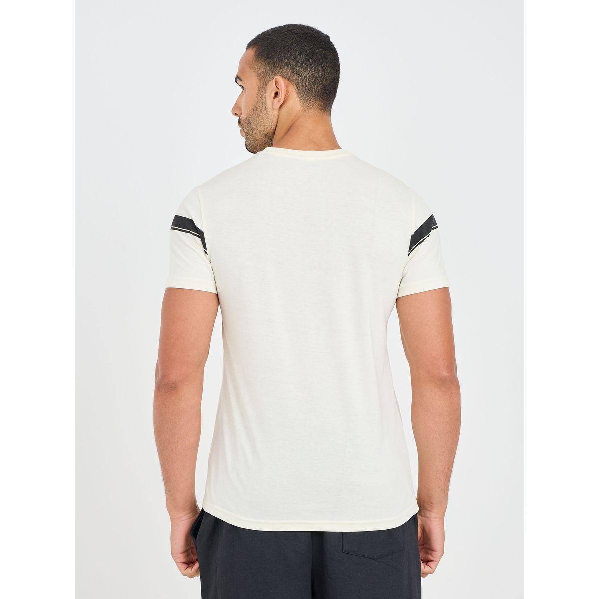 قميص عادي بطبعة صدر أفقية من ستيلي مع حافة شارة الحاشية-men-clothing-tshirtsandpolos-tshirts-image-5