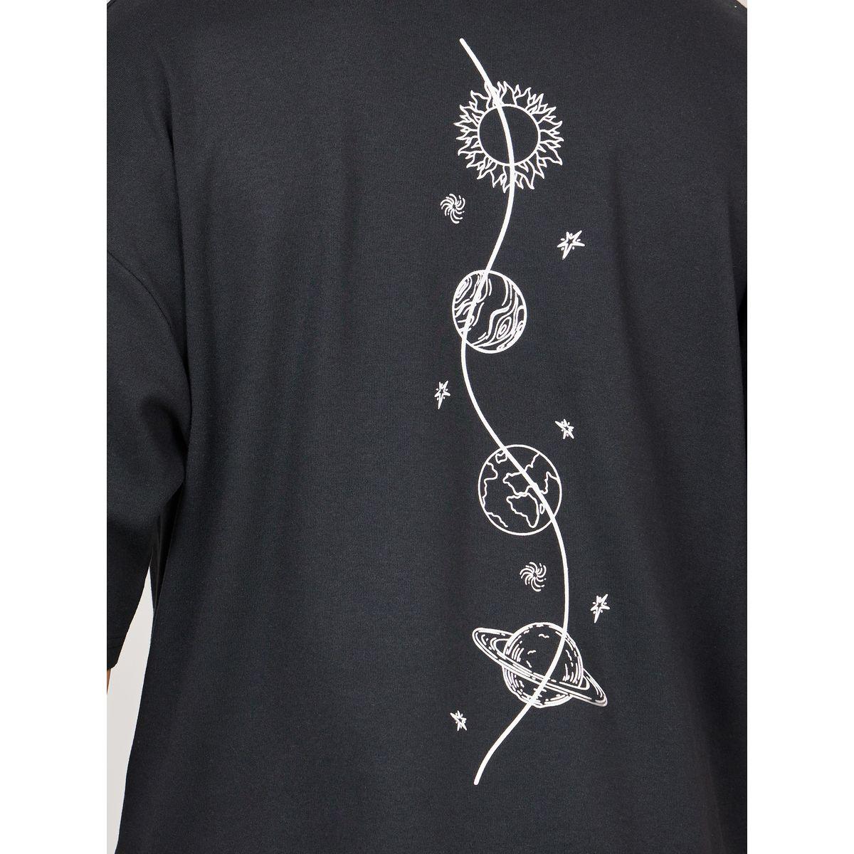 Styli Back Planets Graphic Print Interlock Boxy Fit T-Shirt-men-clothing-tshirtsandpolos-tshirts-image-2