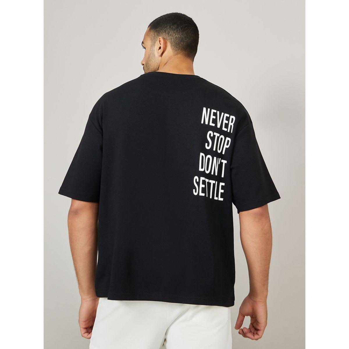 تيشيرت واسع مطبع بطبعة كتابة-men-clothing-tshirtsandpolos-tshirts-image-6