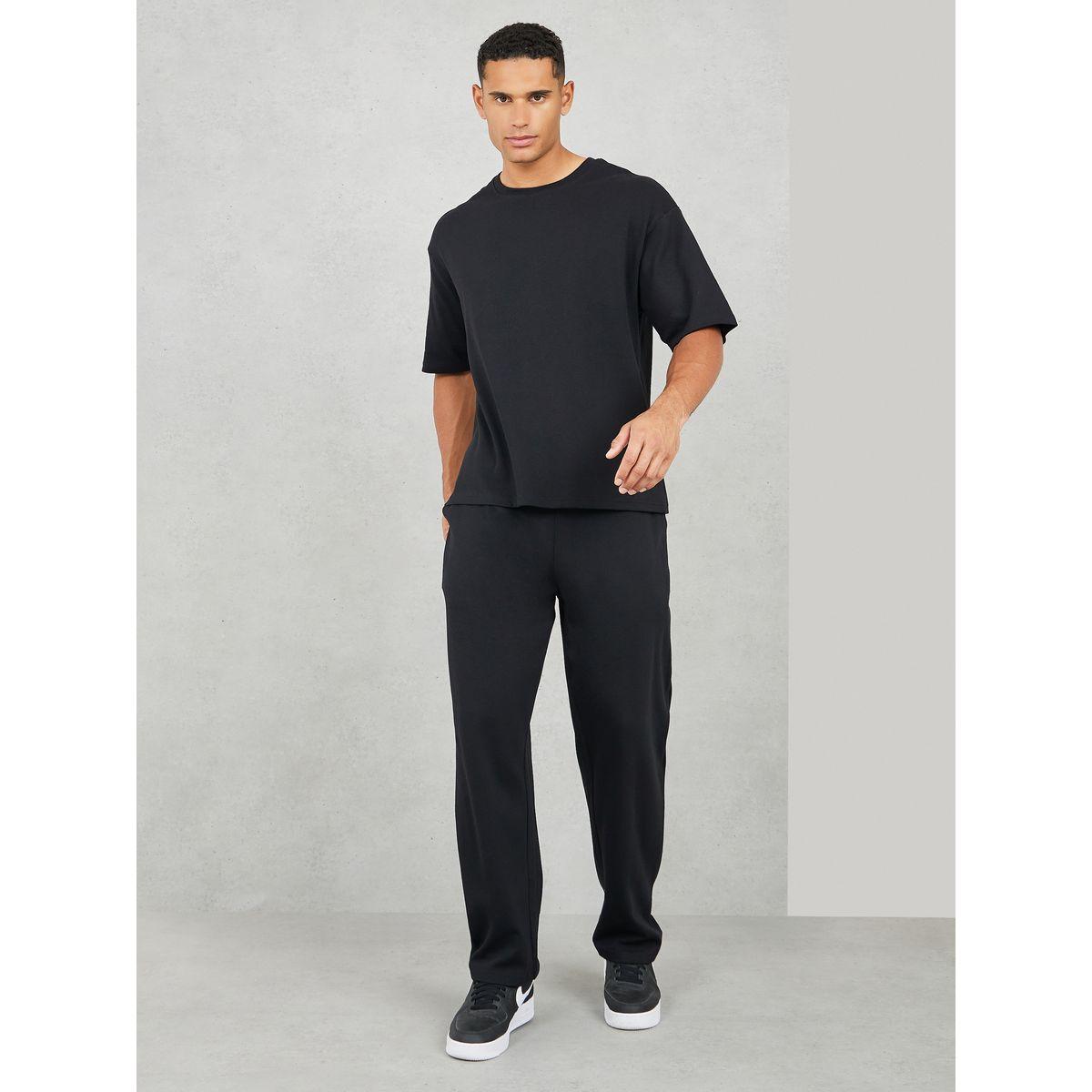 Styli Oversized Varsity Back Print T-shirt and Open Hem Relaxed Jogger Interlock Co-ords Set-men-clothing-coordsets-image-2