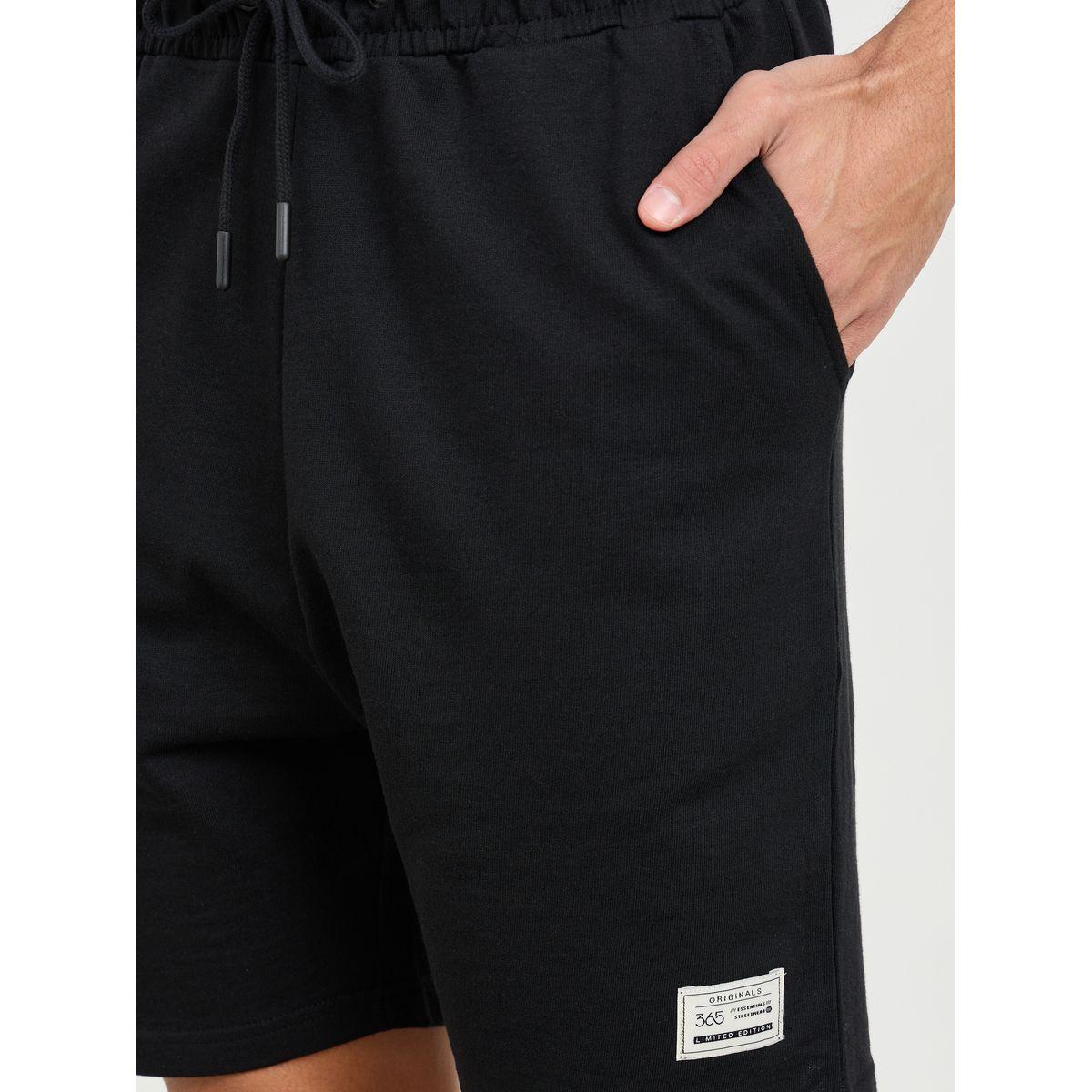 شورتات تيري العادية بتفصيل شارة ستيلي-men-clothing-bottoms-shorts-image-3